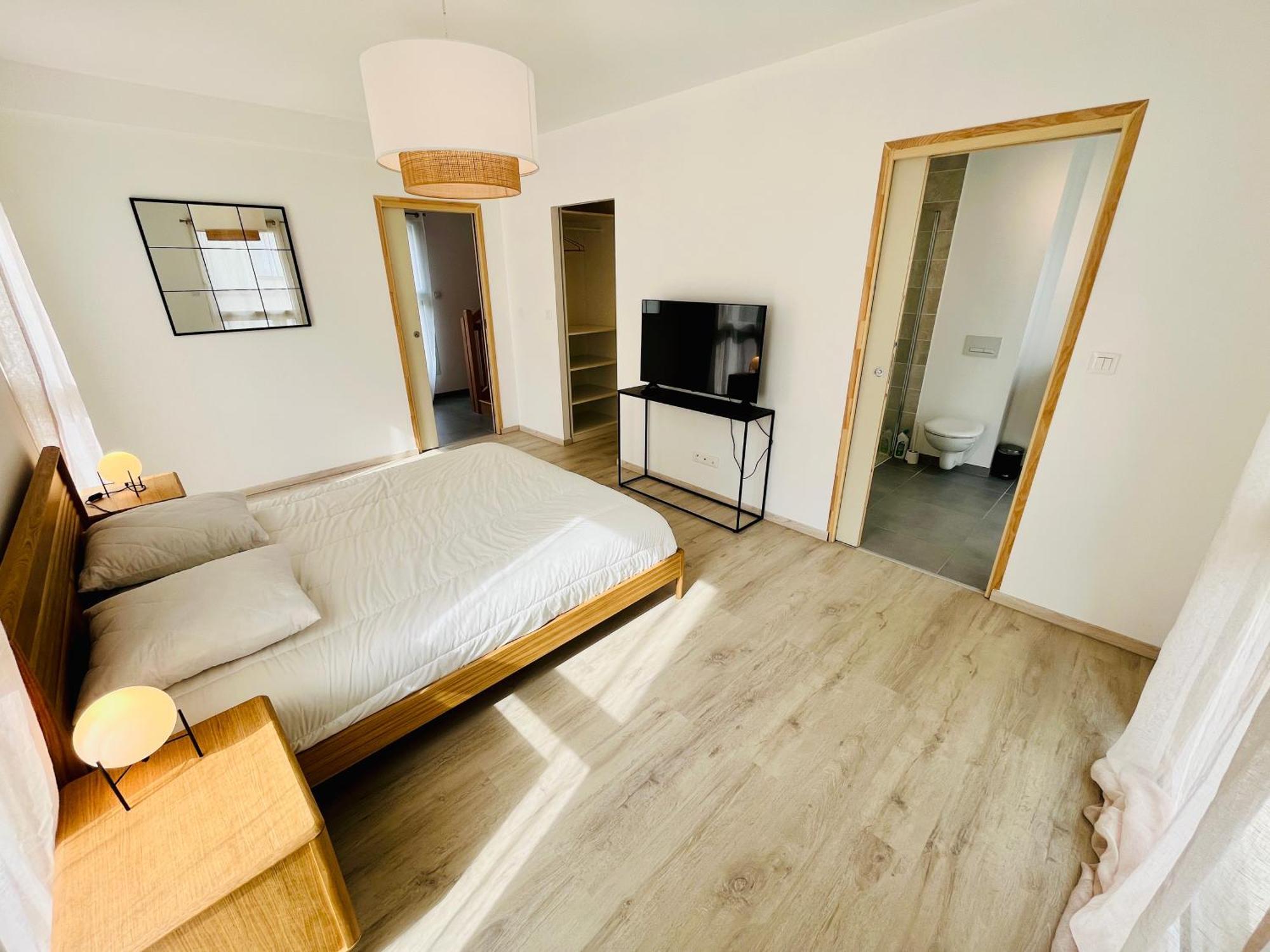 Hypercentre, Spacieux, Lumineux, La Maison Du Rempart Holiday home *